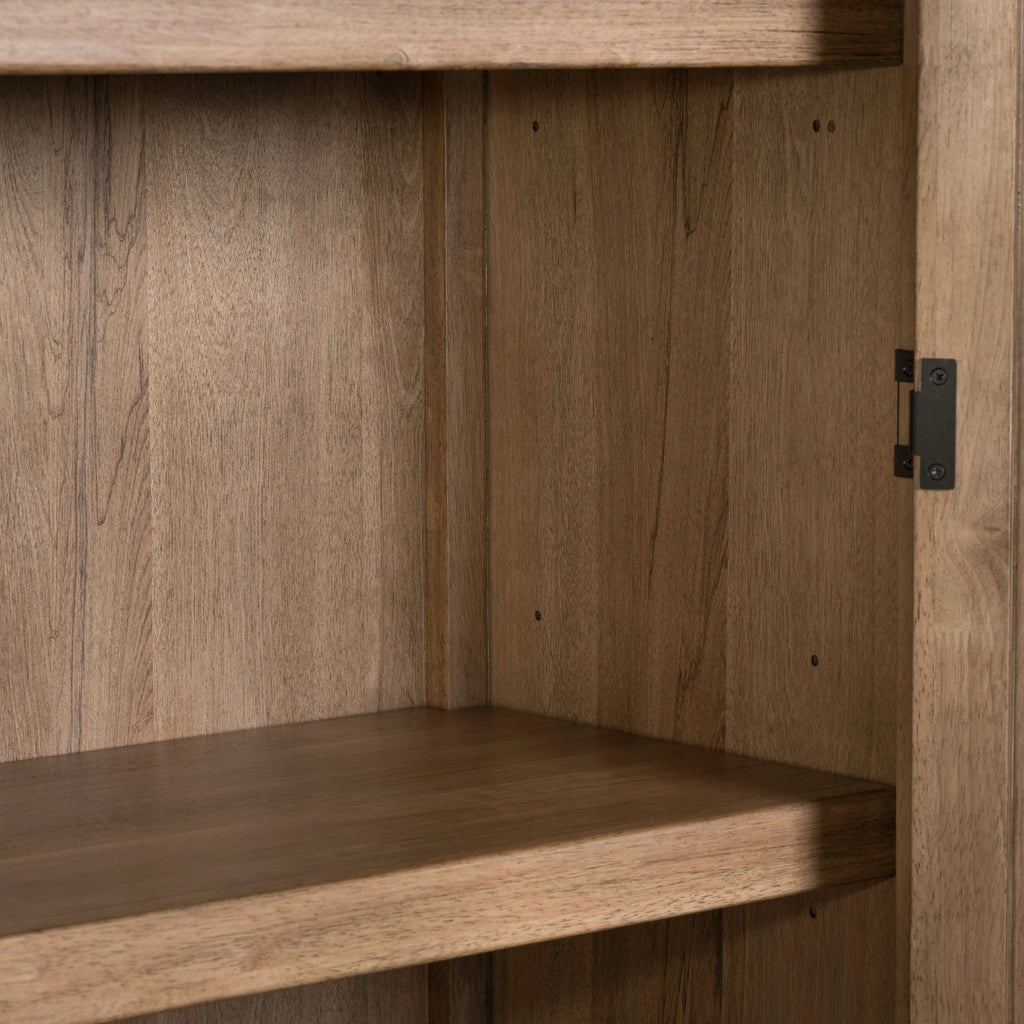 Armoire beige, caractéristiques du produit : quincaillerie bouton en laiton, glissières latérales métalliques (45 mm), façade cannelée