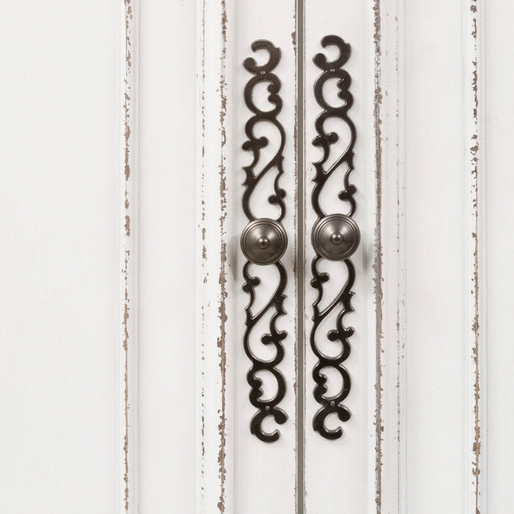 Armoire blanche Caractéristiques du produit Coulisses latérales métalliques à extension complète, tiroirs à queue d'aronde française et anglaise