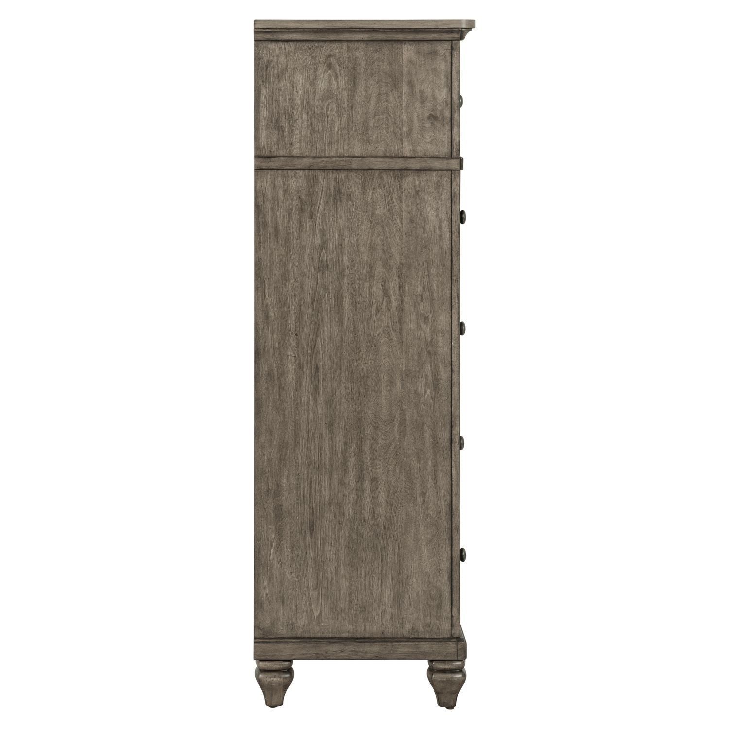 5 Chest traditional Living offers classic design elements with a sense of comfort