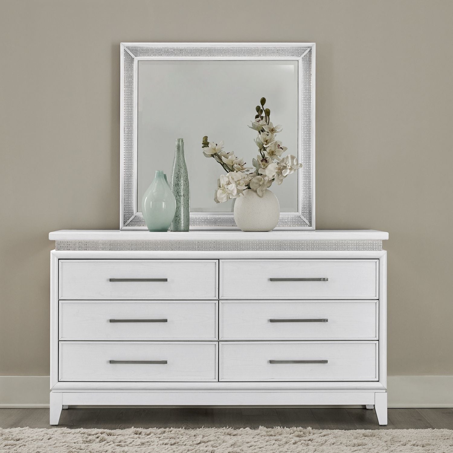 6 commodes alliant sophistication raffinée et touche moderne avec des lignes épurées et contemporaines.