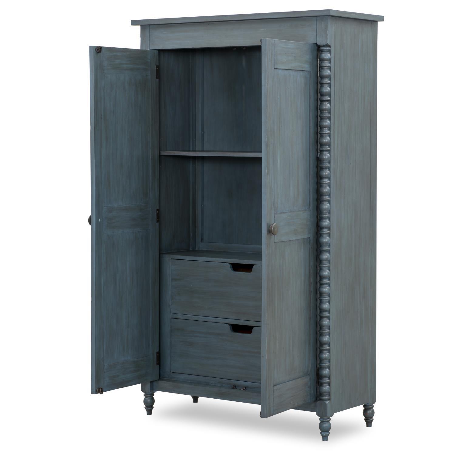 Armoire : où le charme décontracté rencontre l'artisanat intemporel
