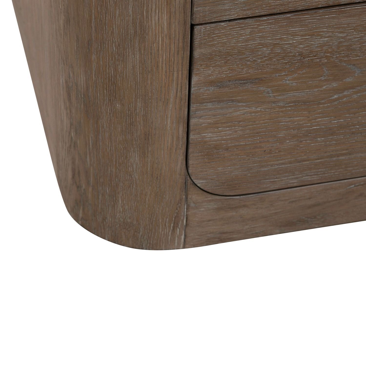 Les fonctionnalités d'une commode, avec son aspect préféré aujourd'hui, créent une occasion unique de mélanger des éléments.