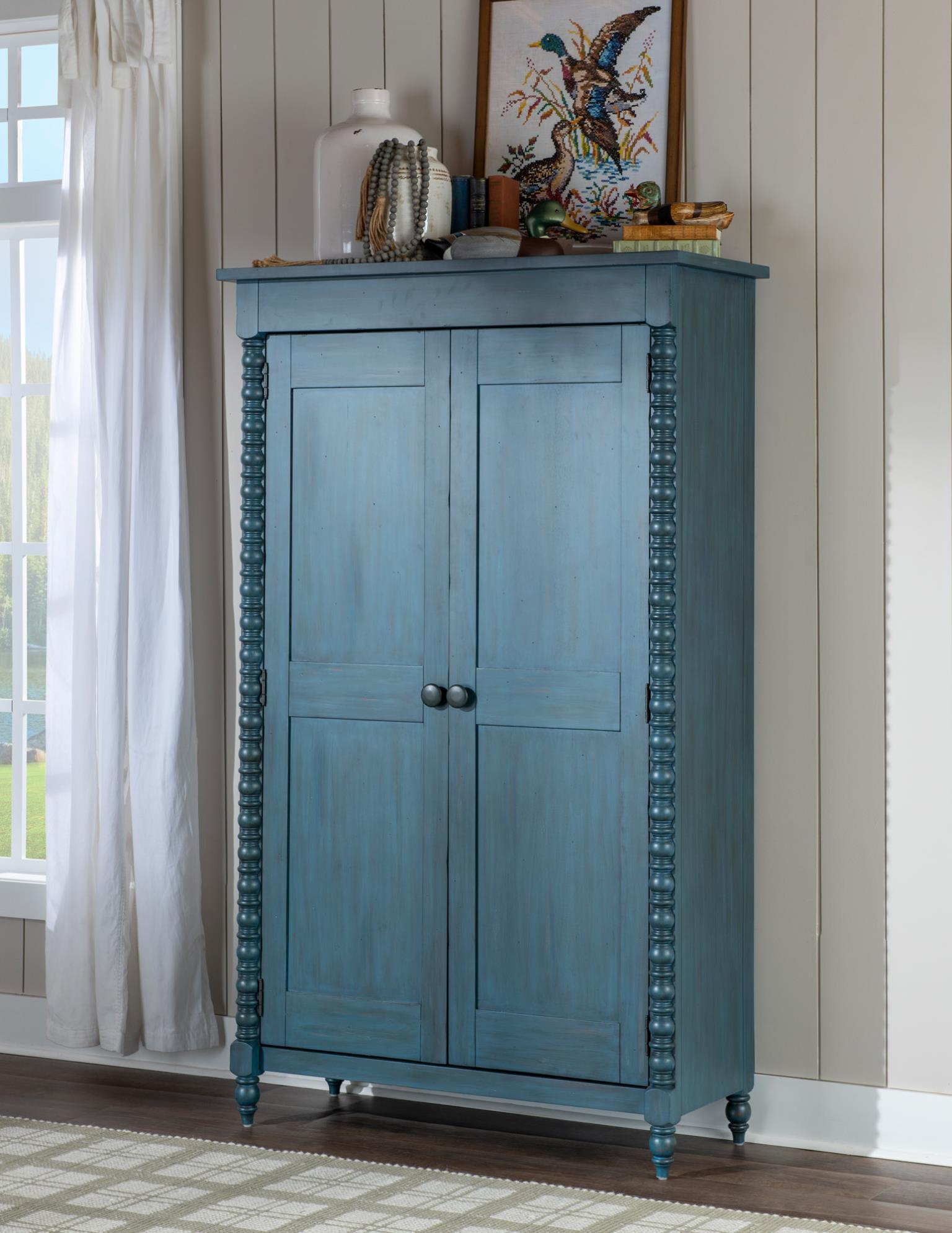 Armoire : où le charme décontracté rencontre l'artisanat intemporel