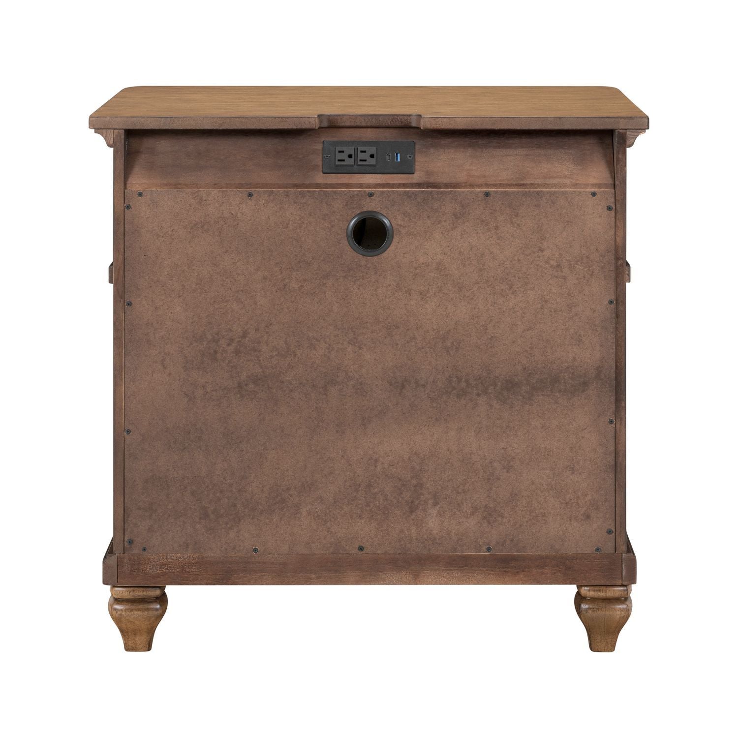Les tables de chevet offrent des éléments de design classiques avec un sentiment de confort.