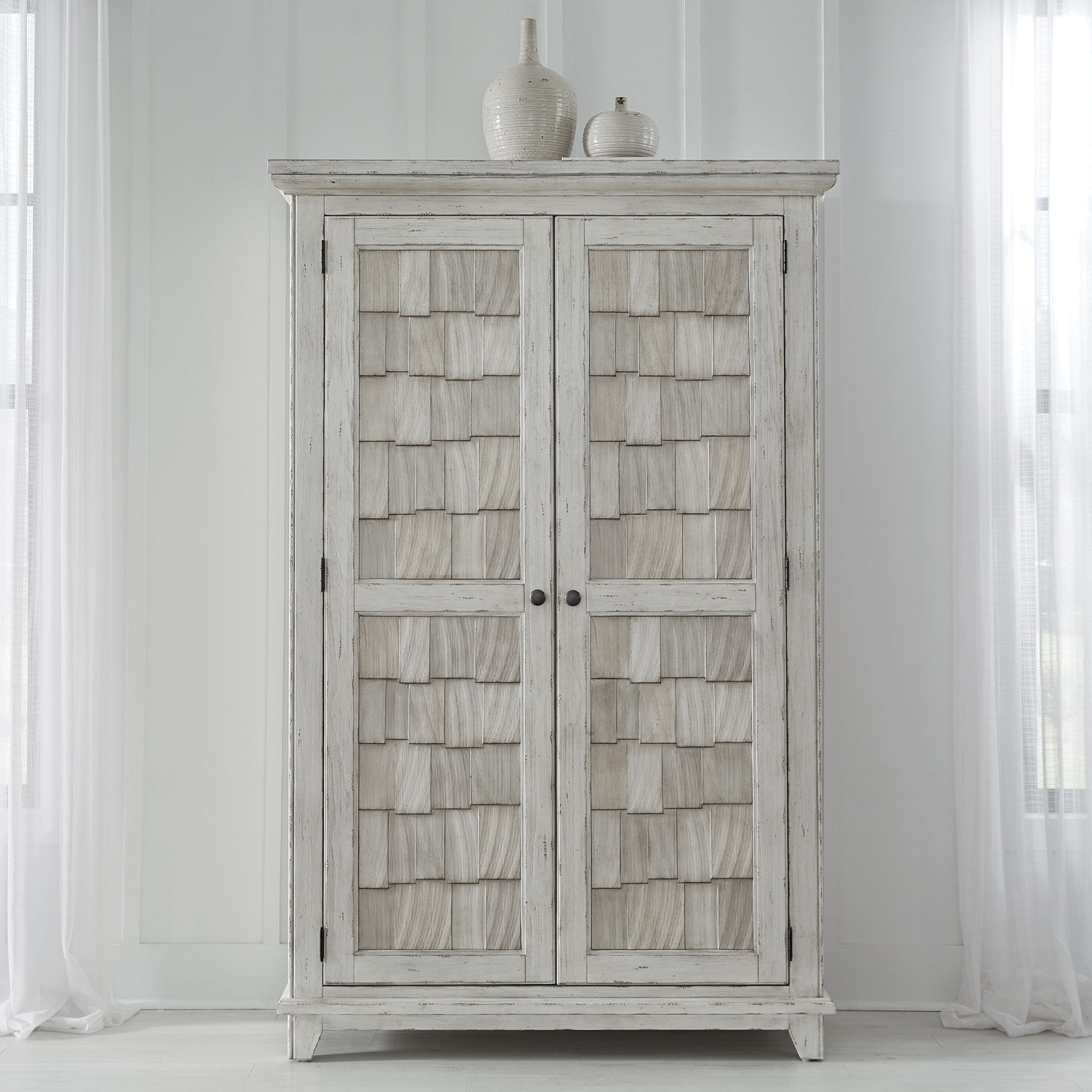 Armoire White & product Features Soft Closing Side Mounted Guides (45mm) French & English