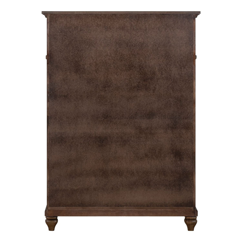 5 Chest traditional Living offers classic design elements with a sense of comfort