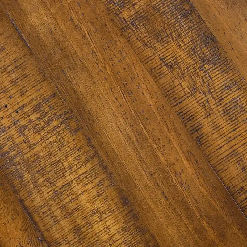 Hanson 18 Round Traditional Pine End Table